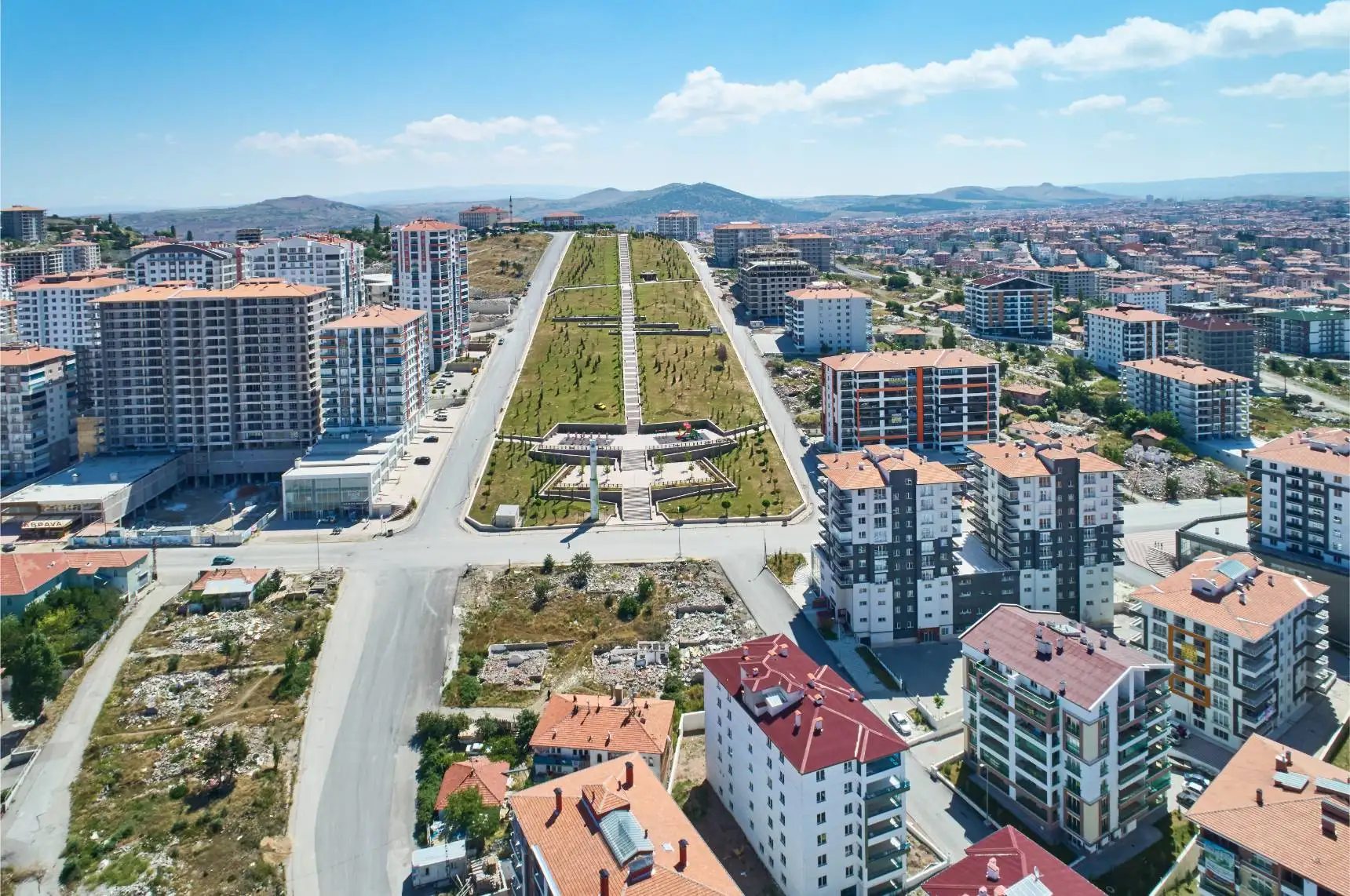 ALTINDAĞ BELEDİYESİ FERİDUNÇELİK PARKI