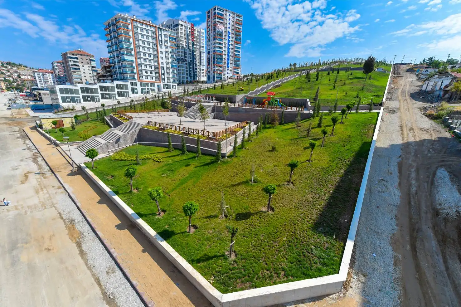 ALTINDAĞ BELEDİYESİ FERİDUNÇELİK PARKI